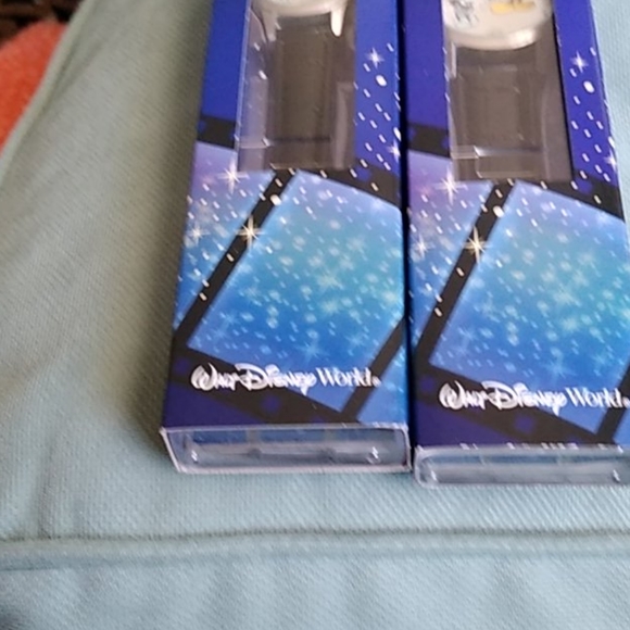 MICKEY THROUGH THE YEARS LADIES WATCH - Picture 5 of 5